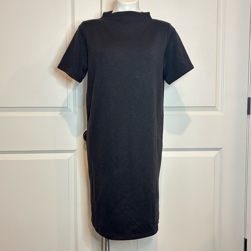 Arc'teryx Laina Black Mock Neck Short Sleeve Shift Dress S